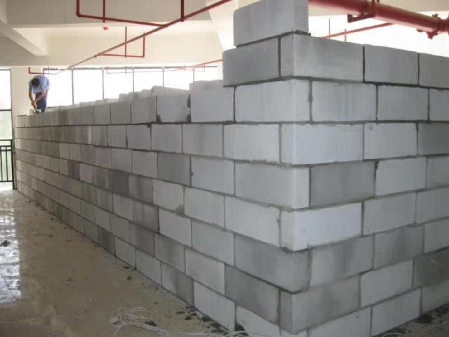 松北蒸压加气混凝土砌块承重墙静力和抗震性能的研究